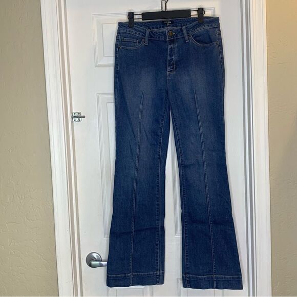 Fashion Nova Bootcut Jeans Size 13 - Picture 1 of 9